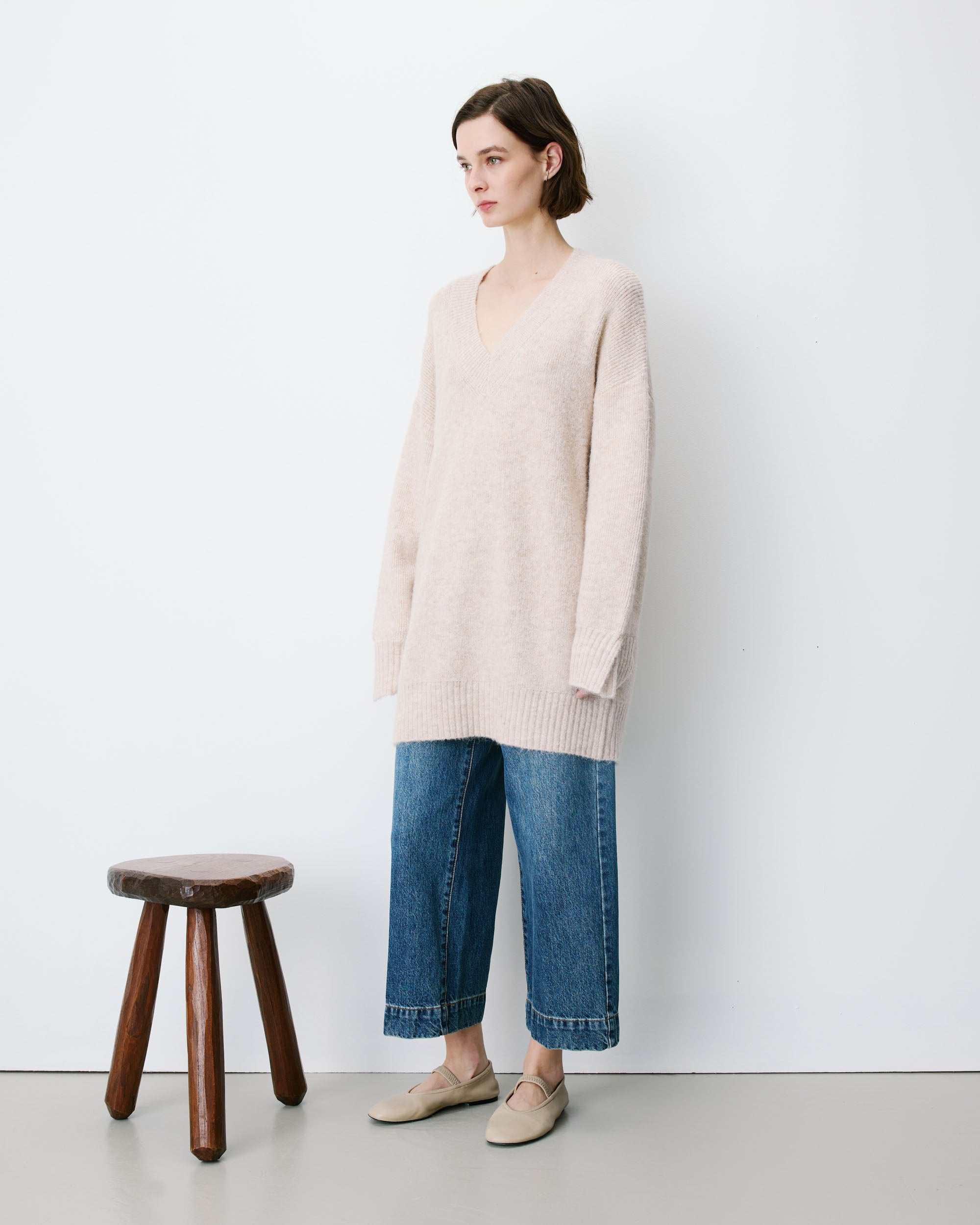 Vestido corto de punto oversize beige Airina