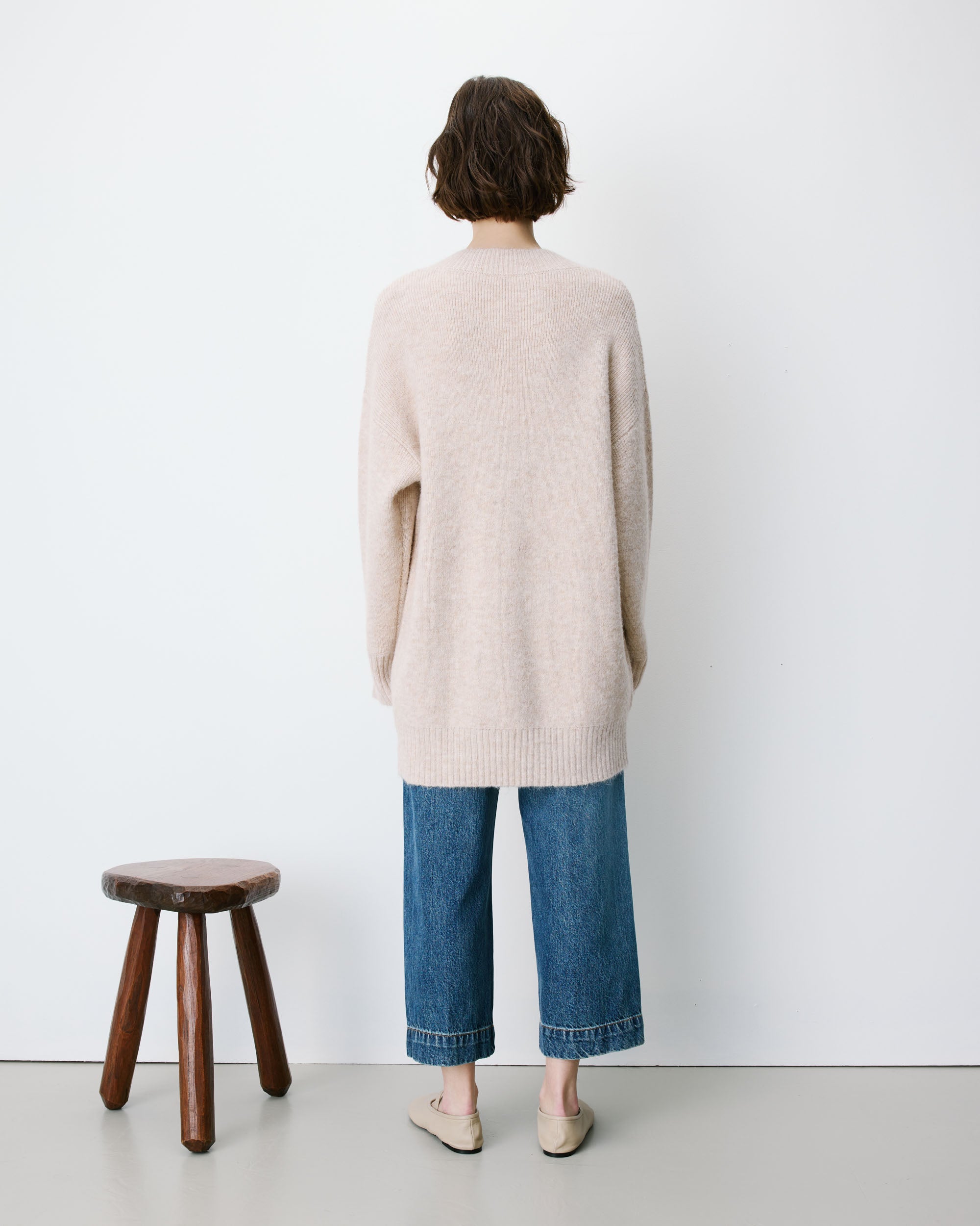 Vestido corto de punto oversize beige Airina