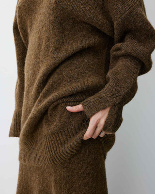 Vestido corto de punto oversize chocolat Airina