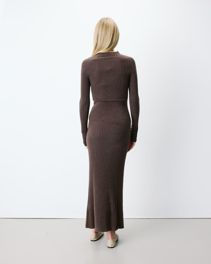 Vestido largo de punto chocolat Alexandra