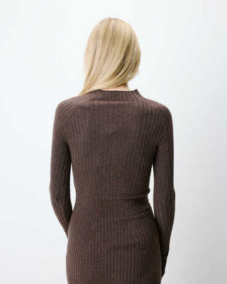 Vestido largo de punto chocolat Alexandra