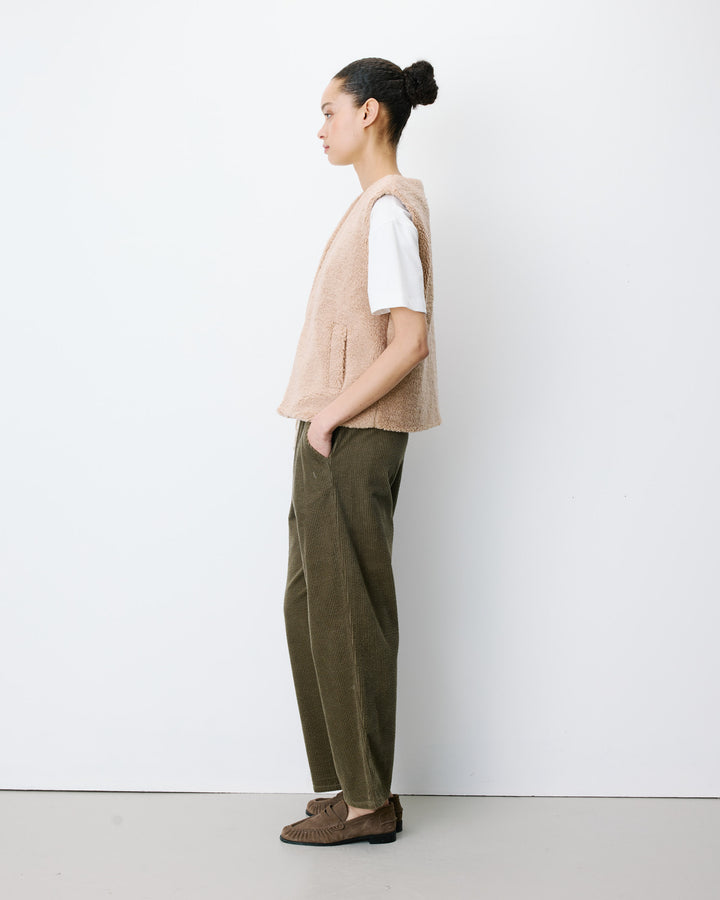 Veste sans manches en fausse shearling beige Avery
