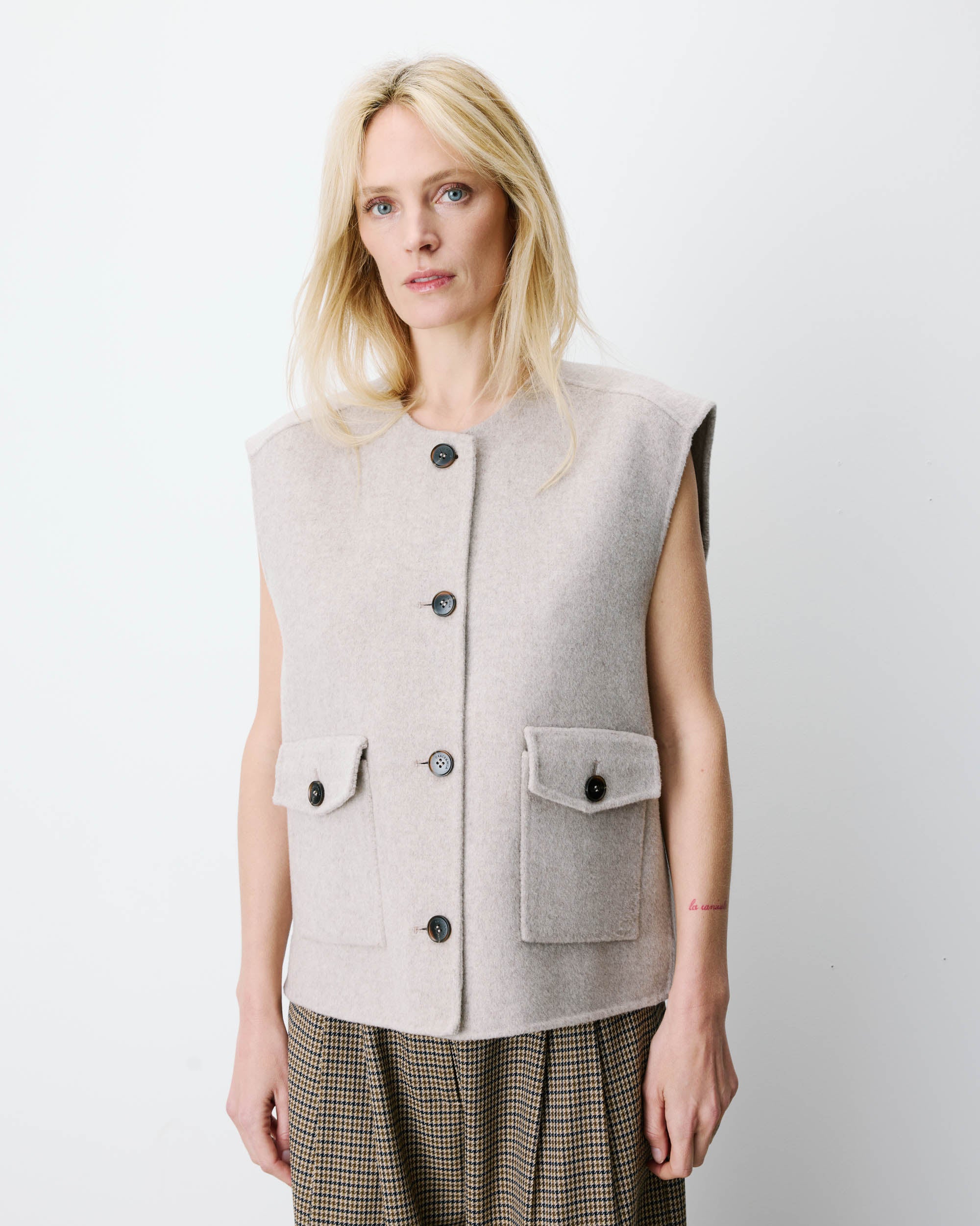 Veste sans manches oversize sable Adagio