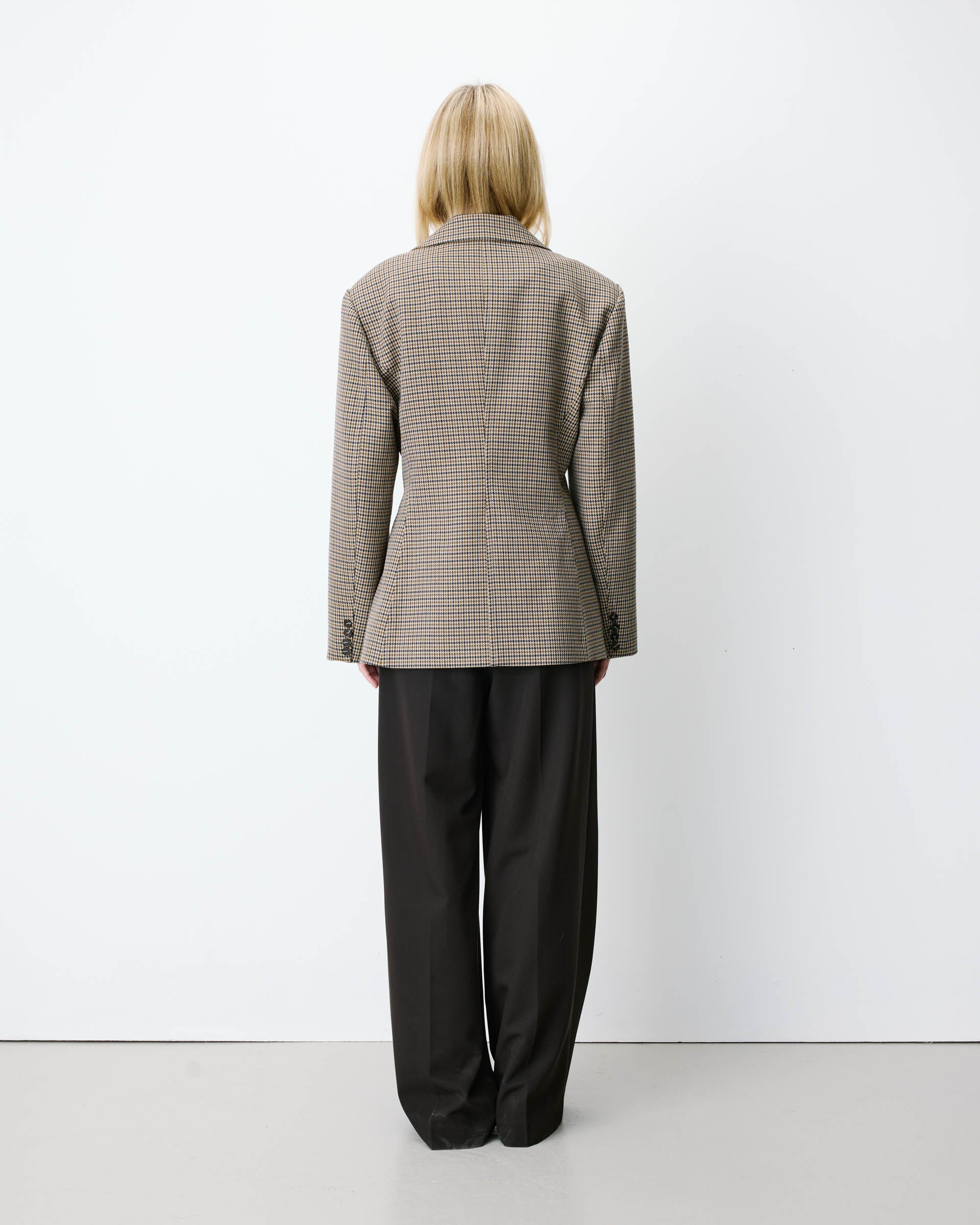 Blazer cintré croisé pied-de-poule beige Almond