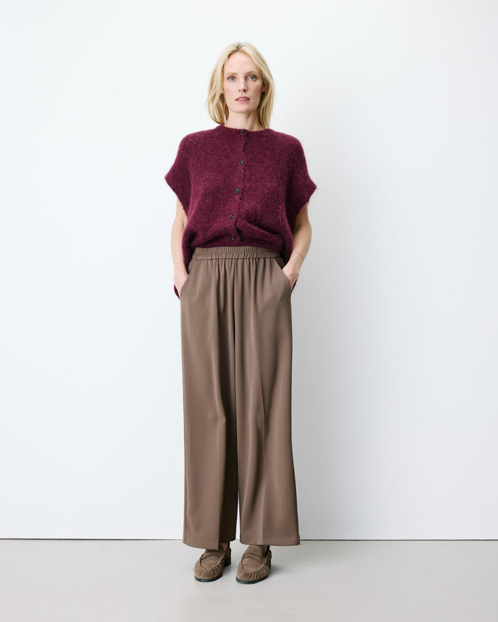 Pantalón amplio fluido con tiro medio taupe Noblesse
