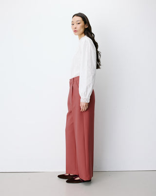 blush Nilay