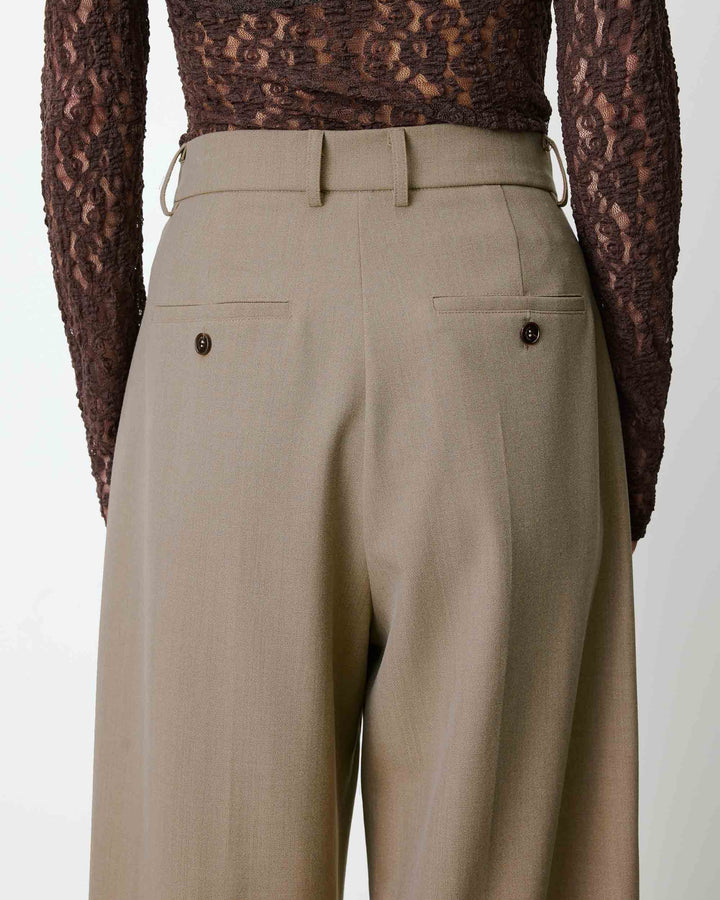 beige Atlantis