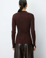 Pull maille fine près du corps col montant chocolat Aloe