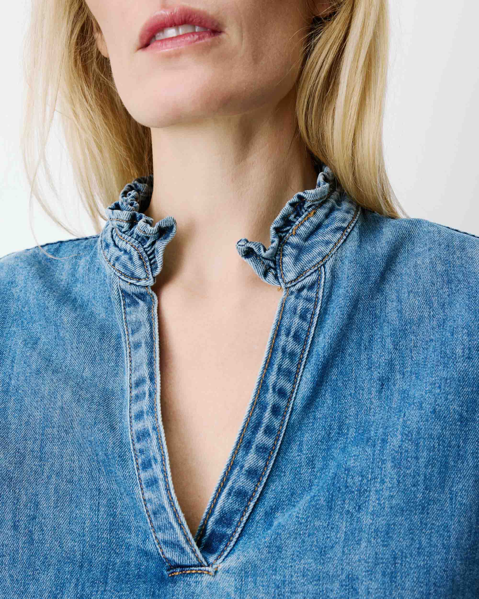 Blouse en denim col V manches bouffantes lightblue Amande
