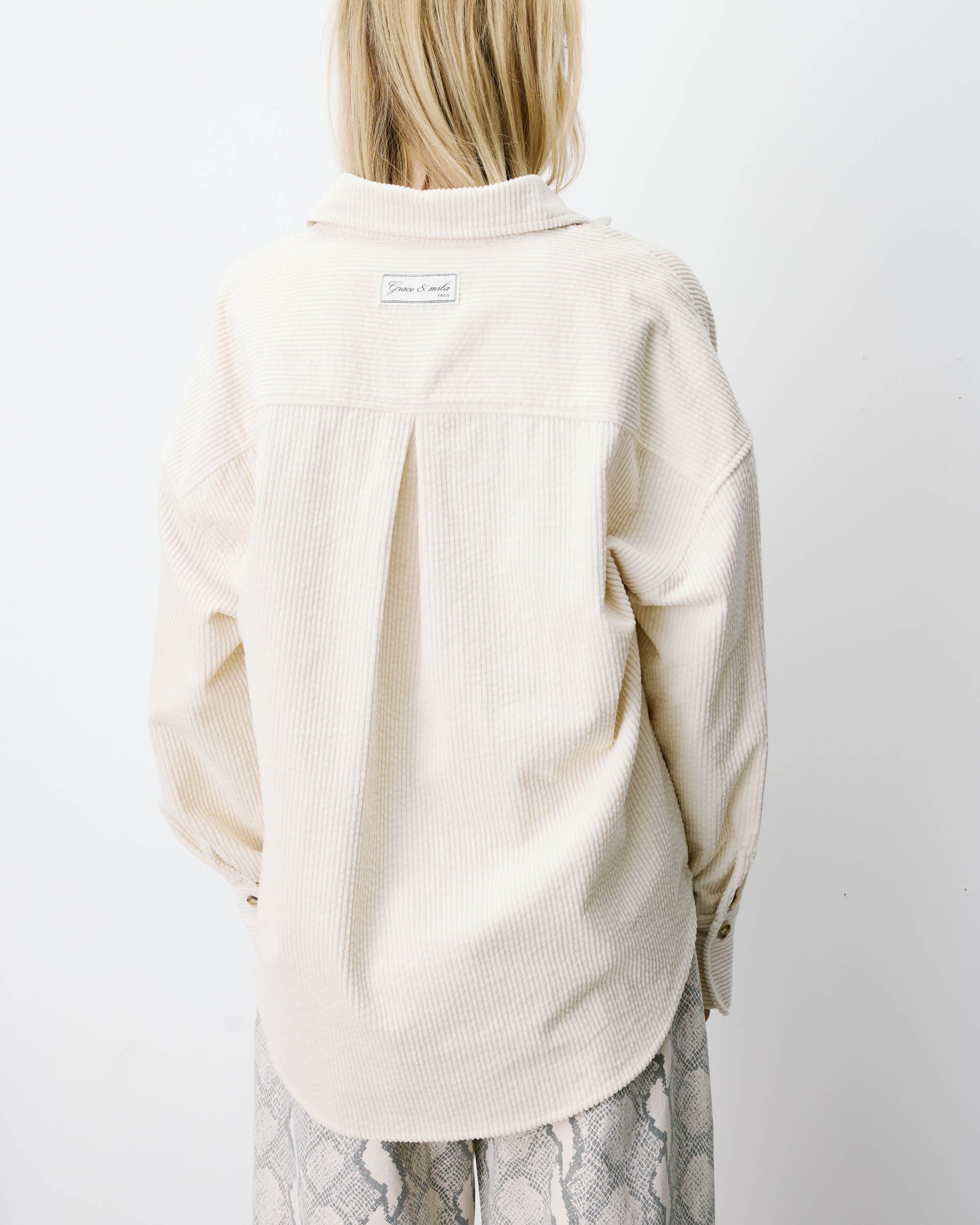 Chemise oversize en velours côtelé ecru Ange