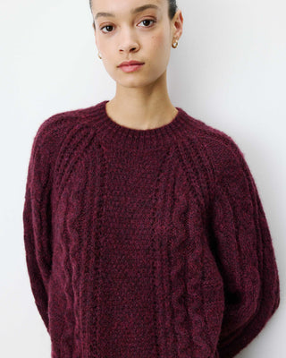 Cable-knit crew-neck sweater aubergine Amparo