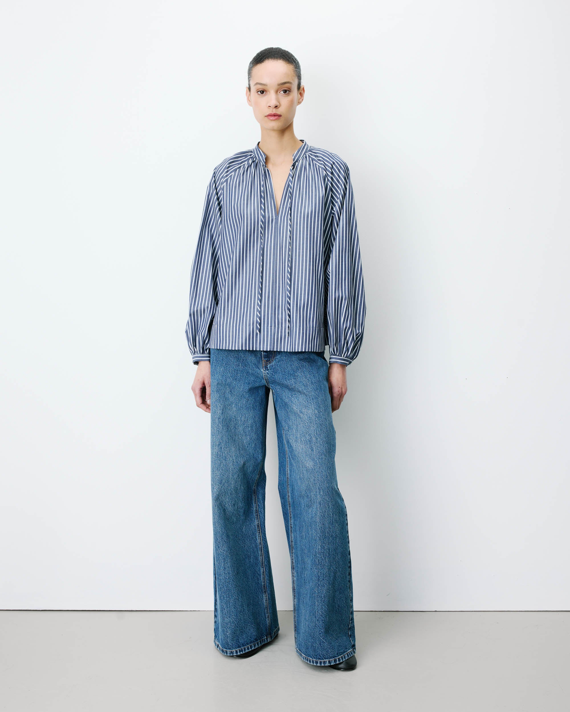 Blouse à rayures col mao à nouer marine Albane