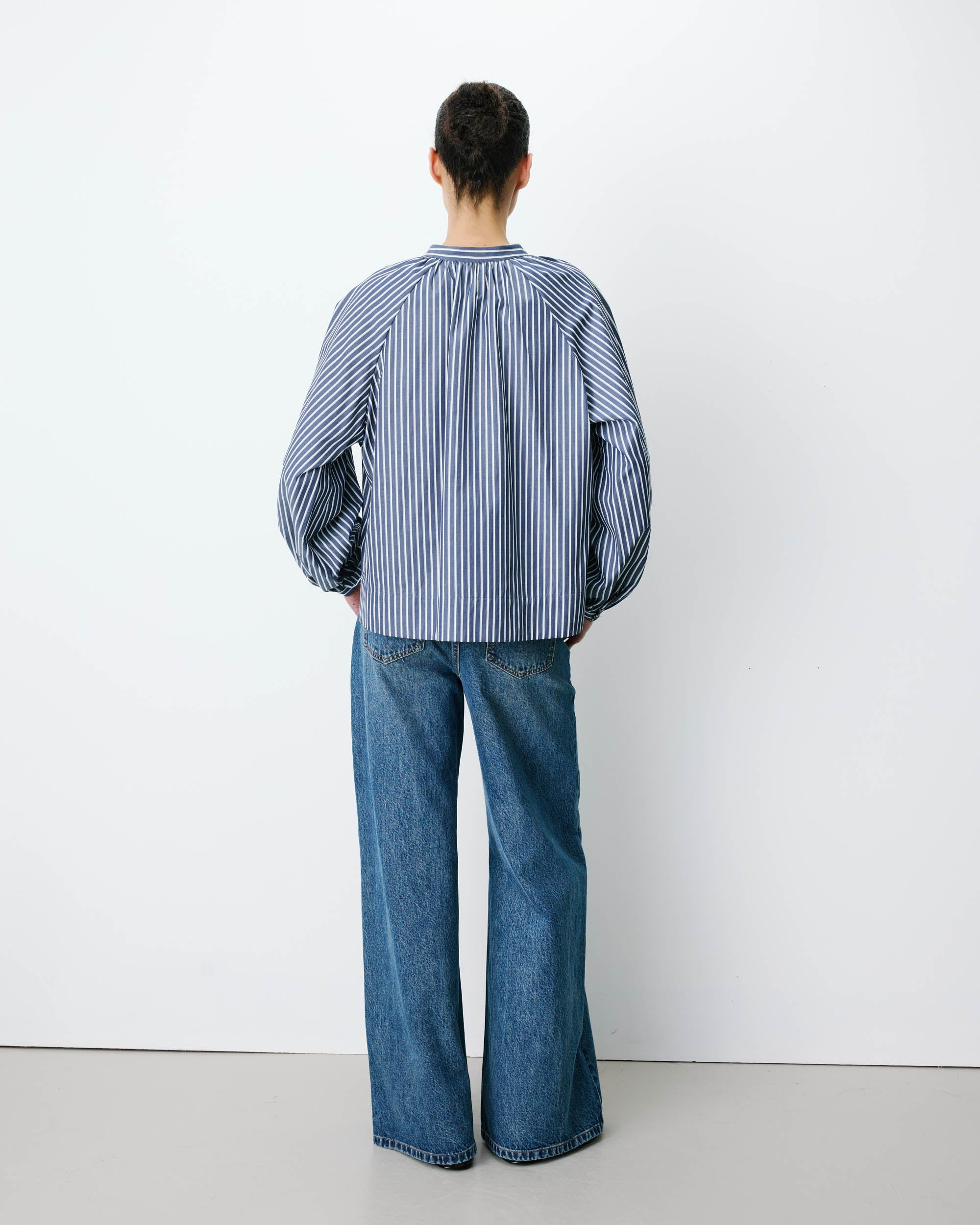 Blouse à rayures col mao à nouer marine Albane