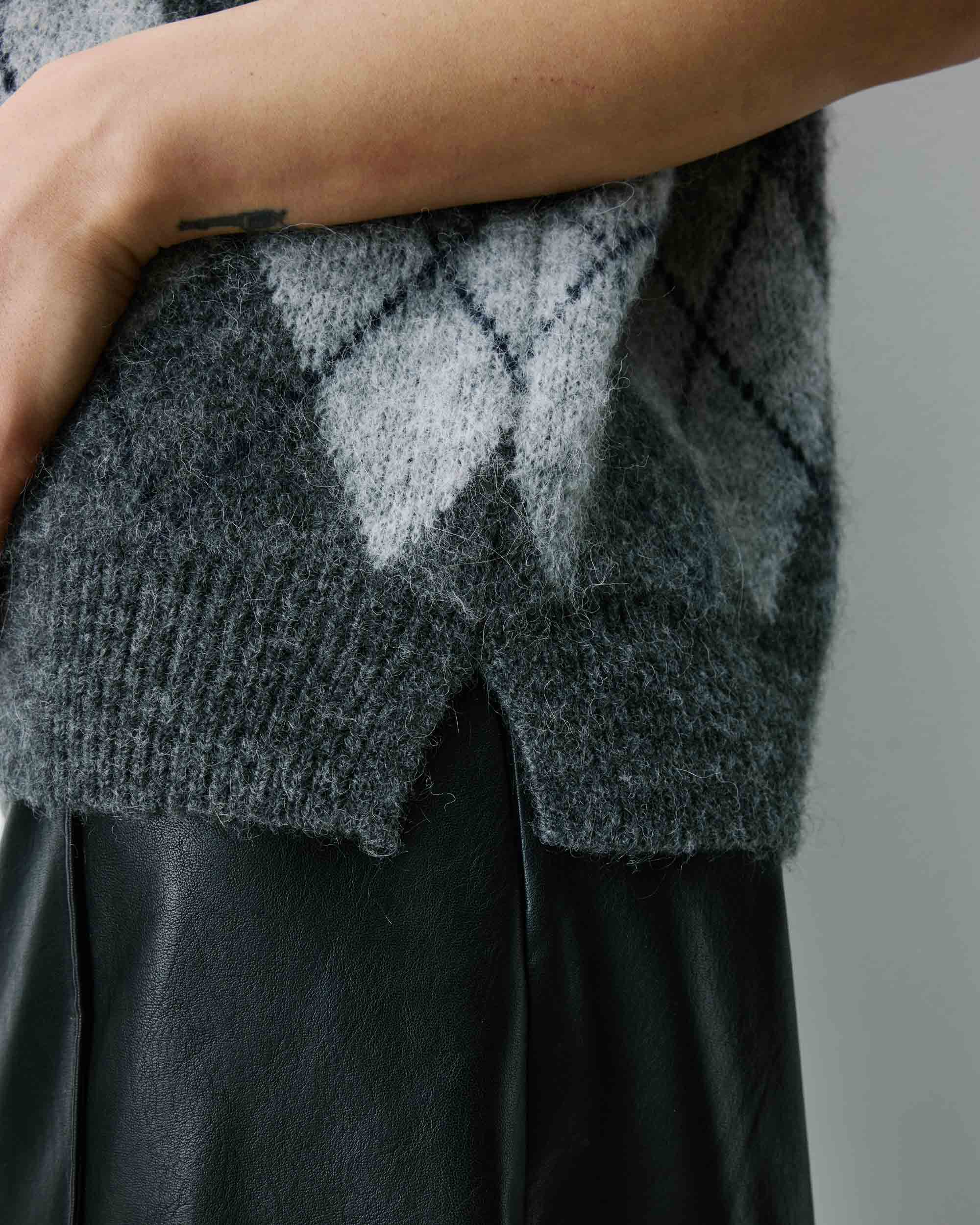 Pull sans manches en maille à losanges anthracite Arelio