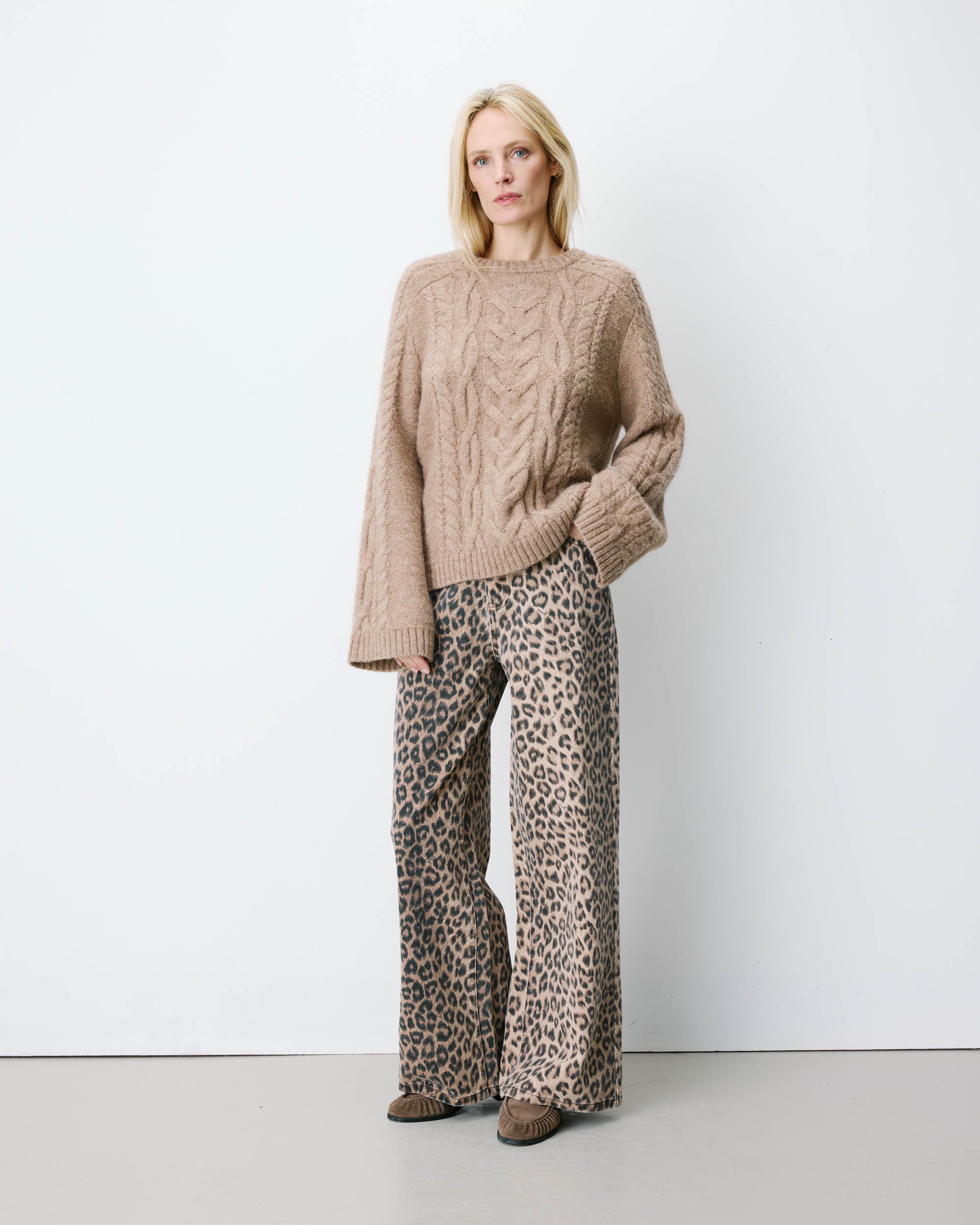 Sweater with back knot beige Arcelin