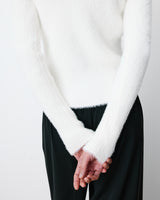 Pull doux près du corps col rond ecru Auryn