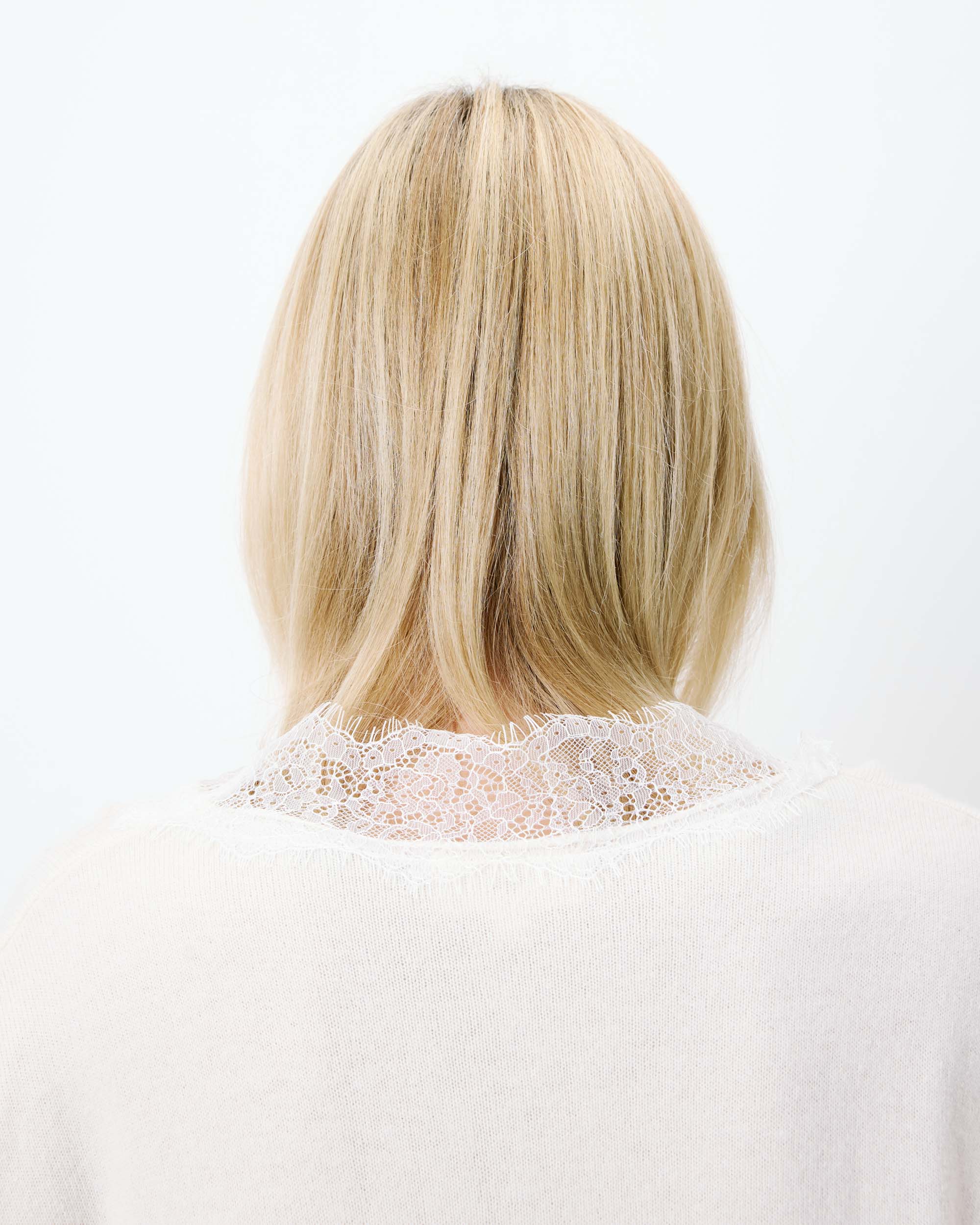 Knit sweater with lace V-neck ecru Augustin