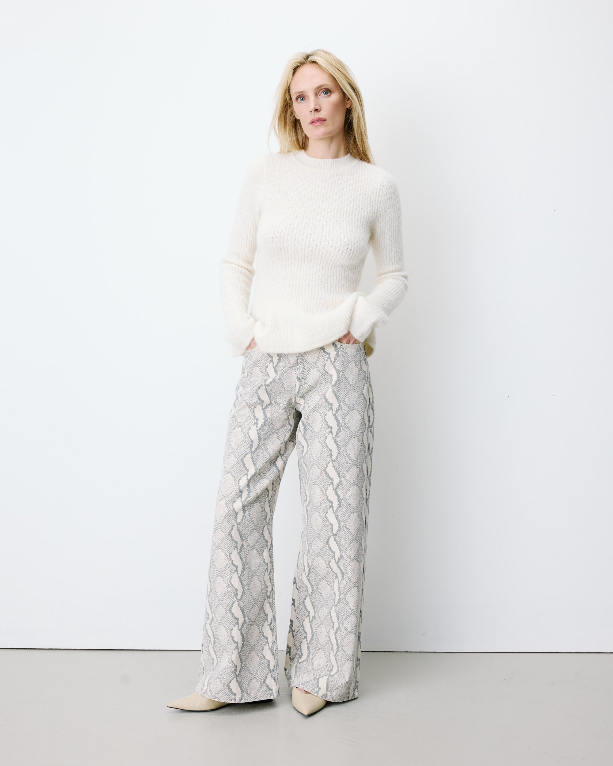 Peplum knit sweater ecru Alvar