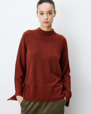 Pull large en maille jersey col montant terracotta Adelice