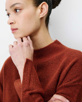 Pull large en maille jersey col montant terracotta Adelice