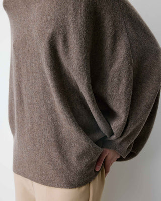 Jersey poncho cuello barco taupe Adela