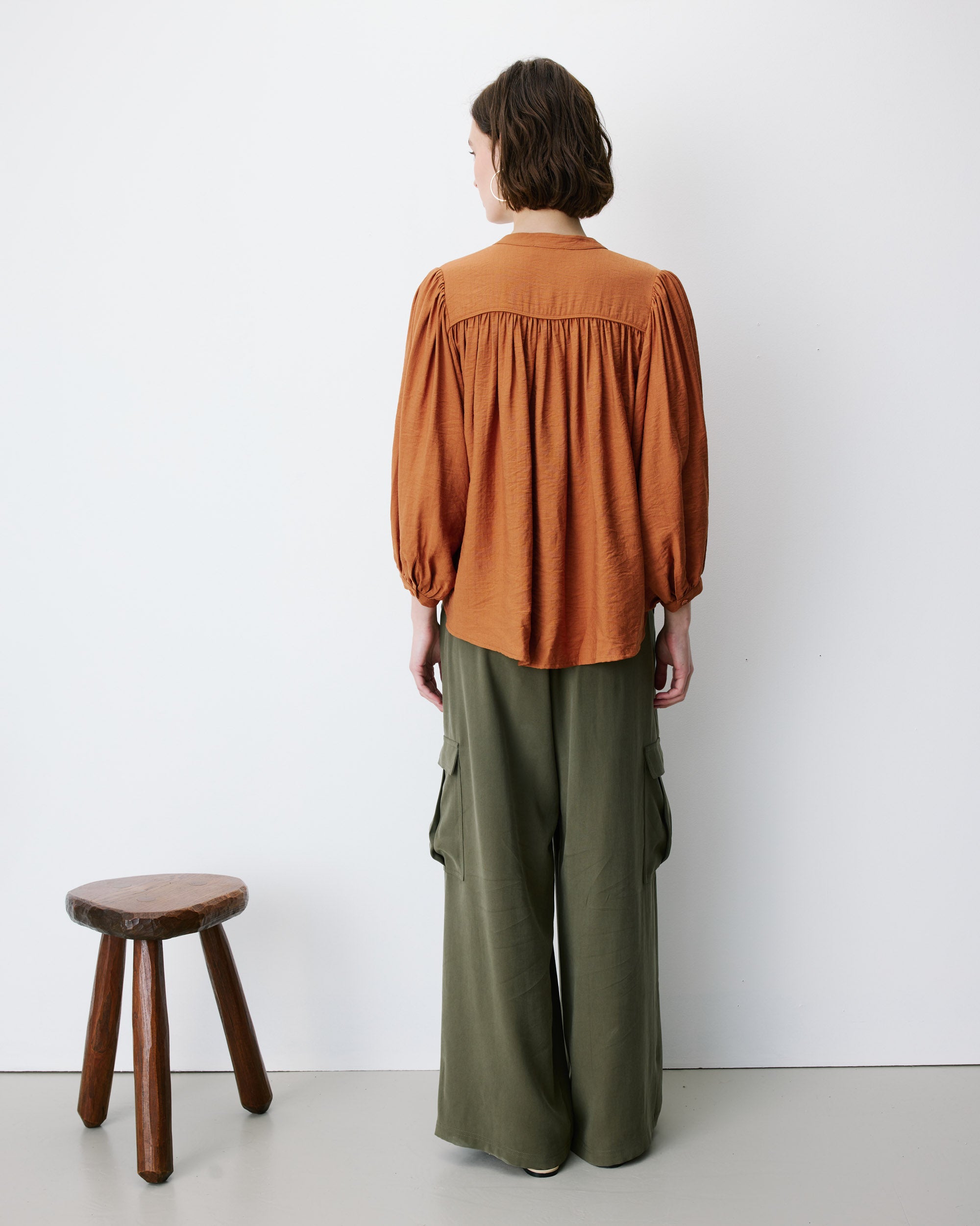 Blusa mangas abullonadas camel Auriane
