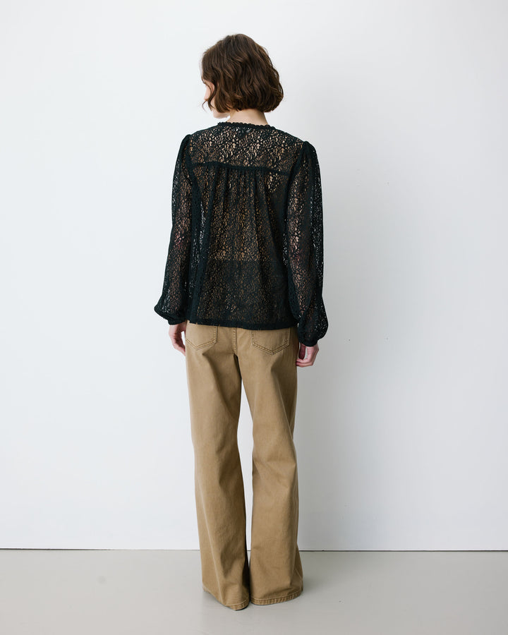Blouse en dentelle col V manches longues noir Aurora