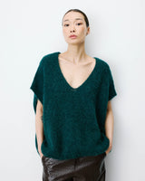 Sleeveless V-neck sweater emeraude Atticus