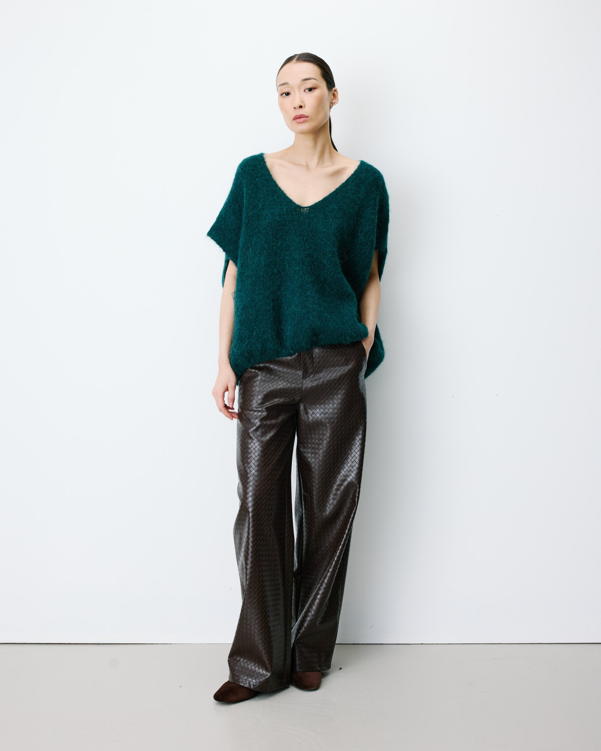 Sleeveless V-neck sweater emeraude Atticus