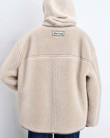 Kurzer wendbarer Teddy-Mantel in Beige Arwen