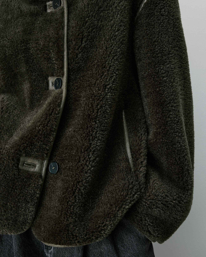 Manteau en fausse fourrure oversize boutonné kaki Amelio
