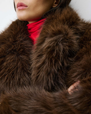 Manteau long oversize en fausse fourrure chocolat Alara