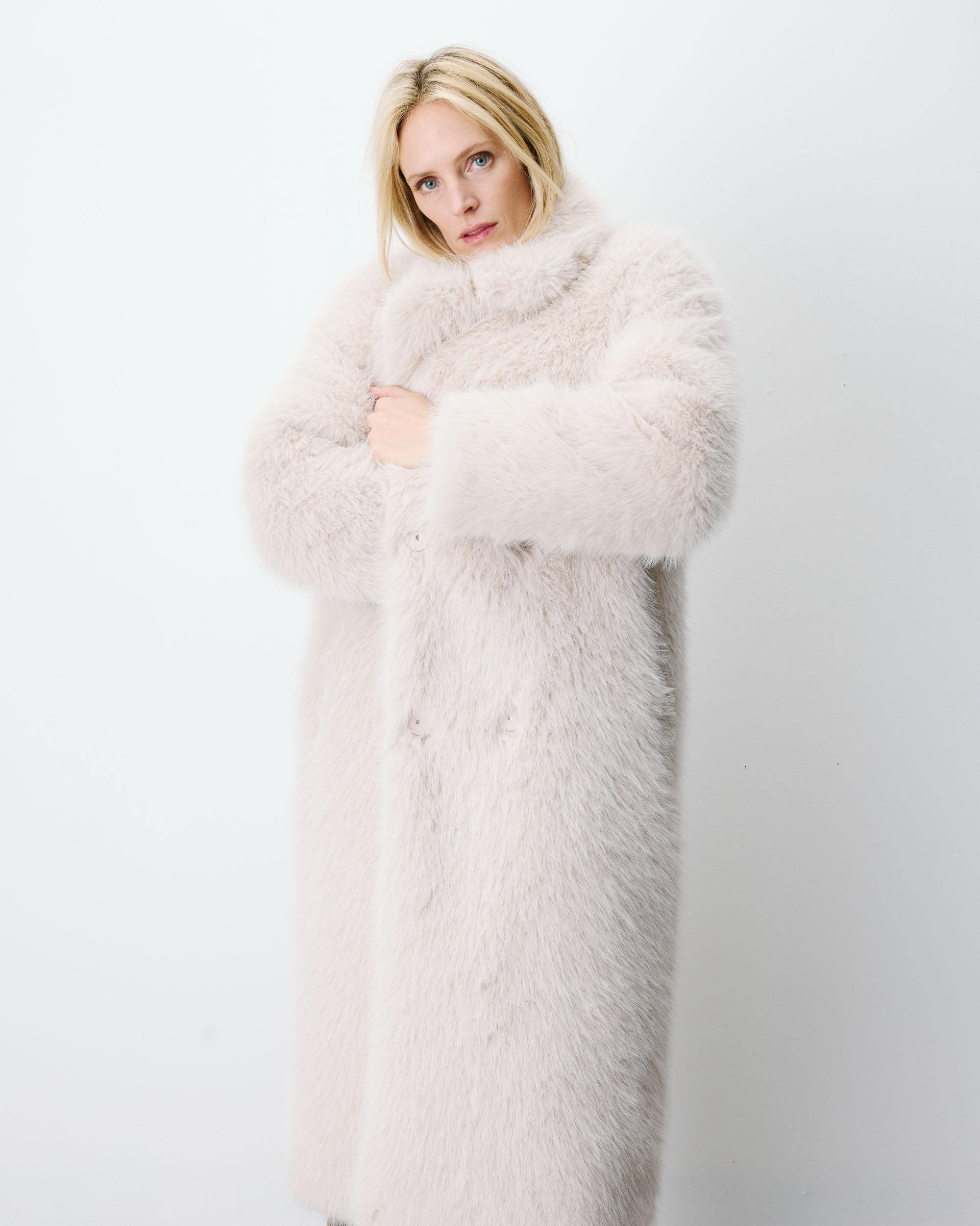 Manteau long oversize en fausse fourrure grege Alara