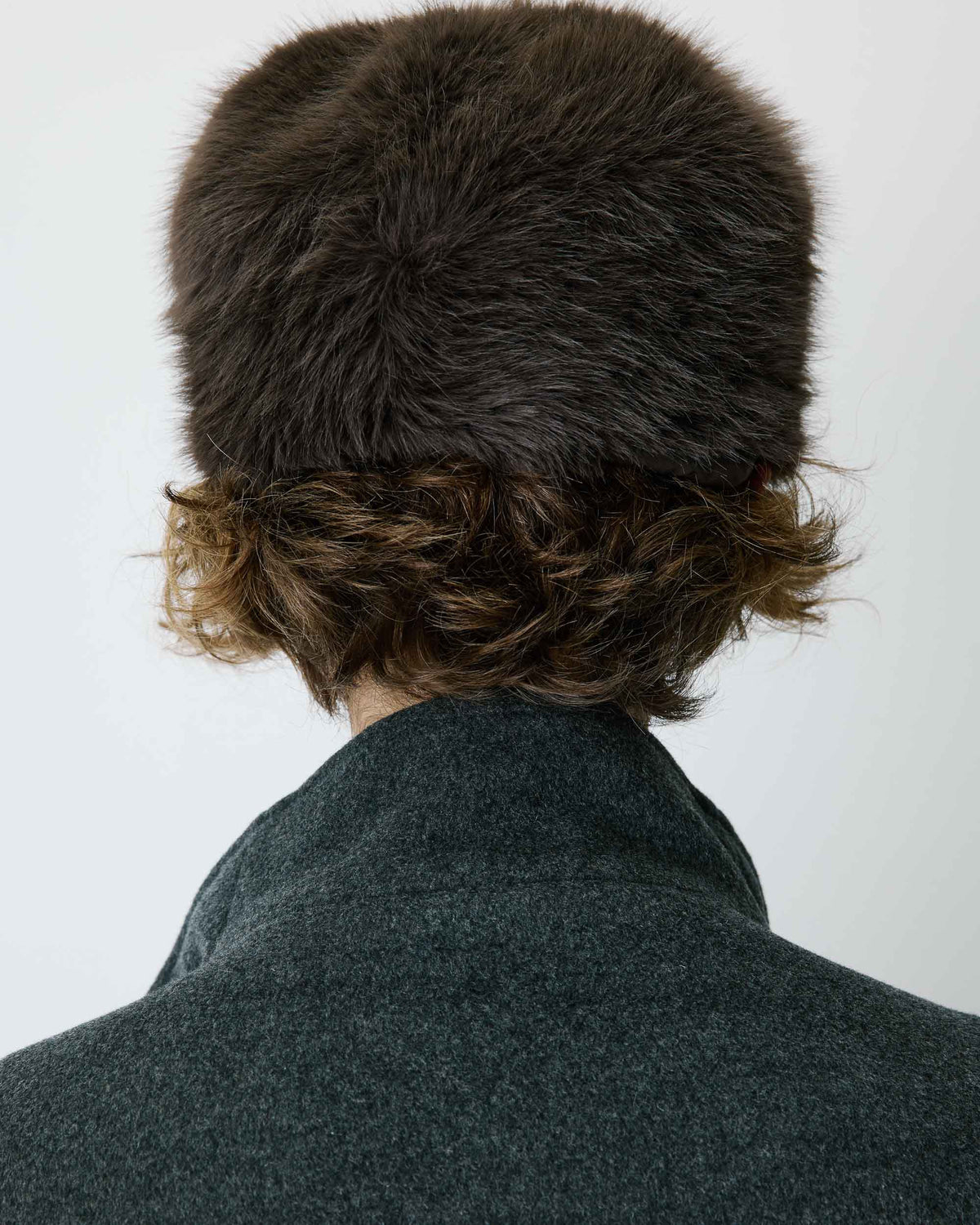 Faux fur hat chocolat Benito
