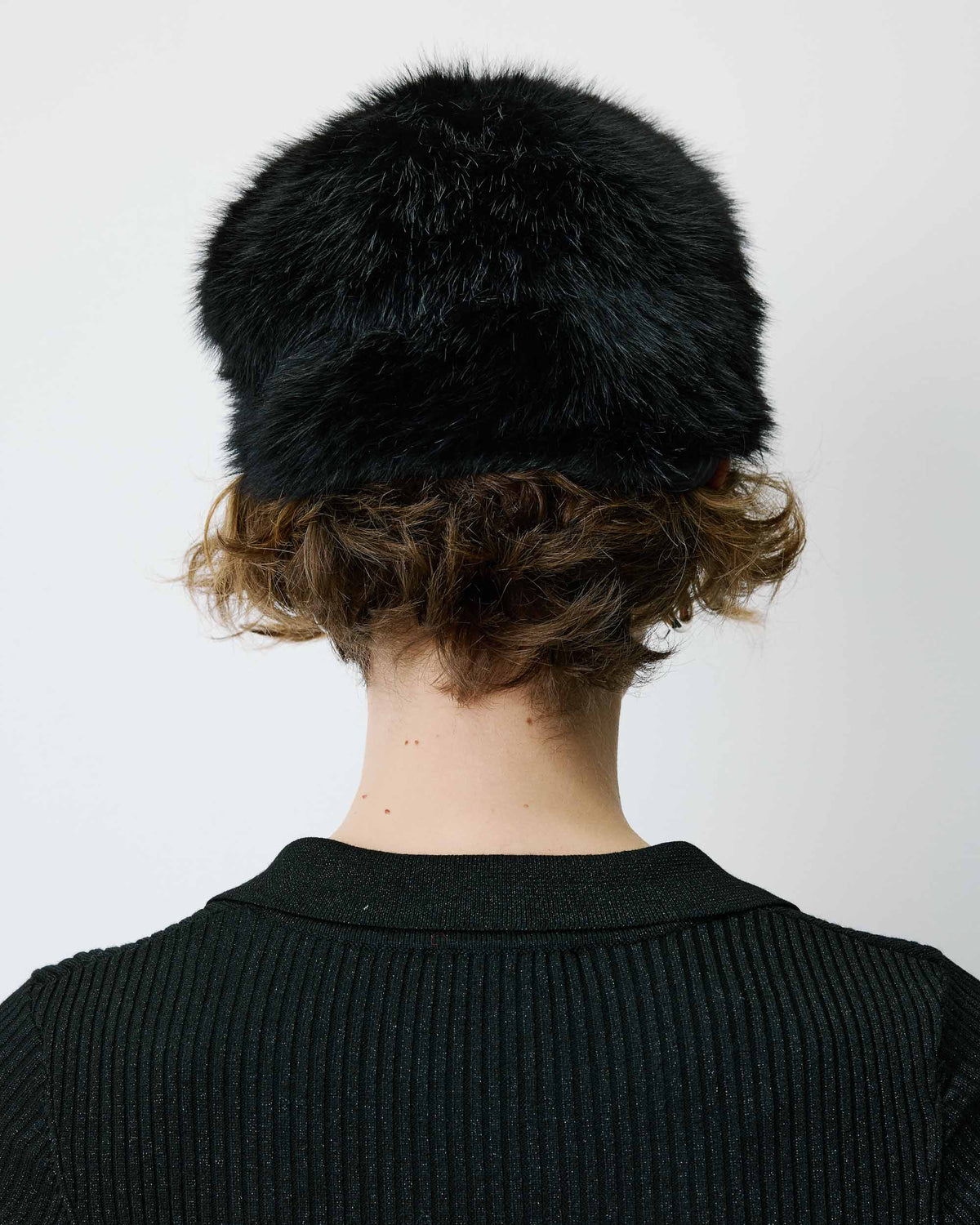 Faux fur hat noir Benito