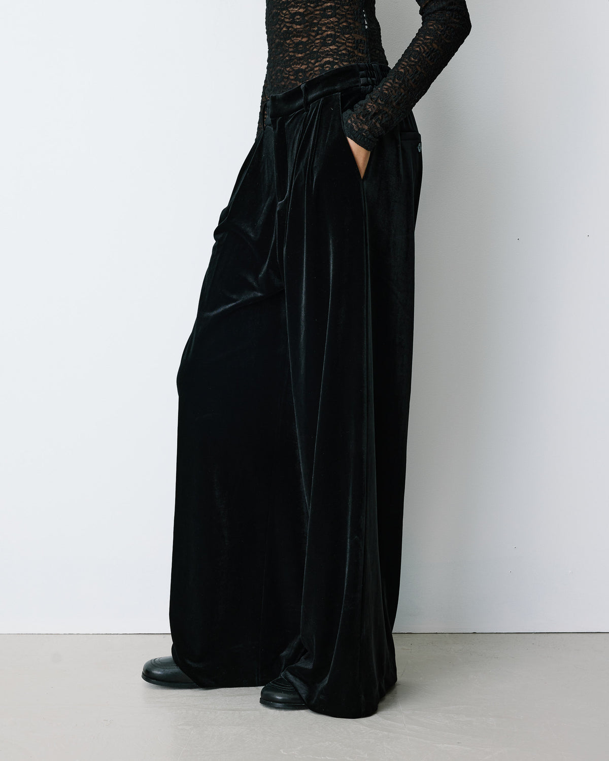 Wide-leg velvet tailored pants noir Benson