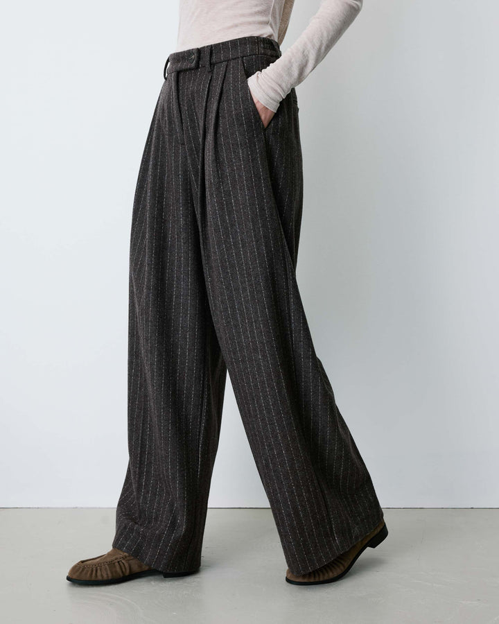 Pantaloni sartoriali a righe in misto lana cioccolato Baldwin