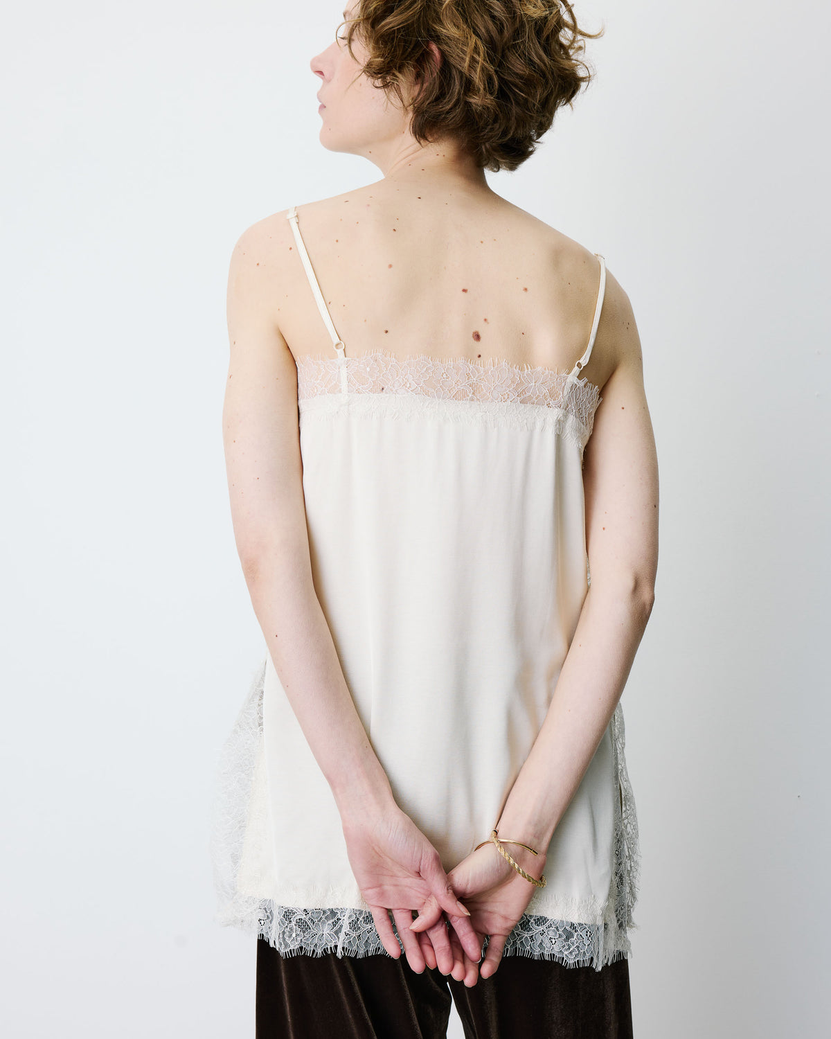 Square-neck lace-trim satin cami ecru Blossom