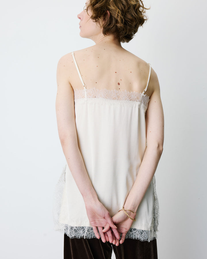Square-neck lace-trim satin cami ecru Blossom