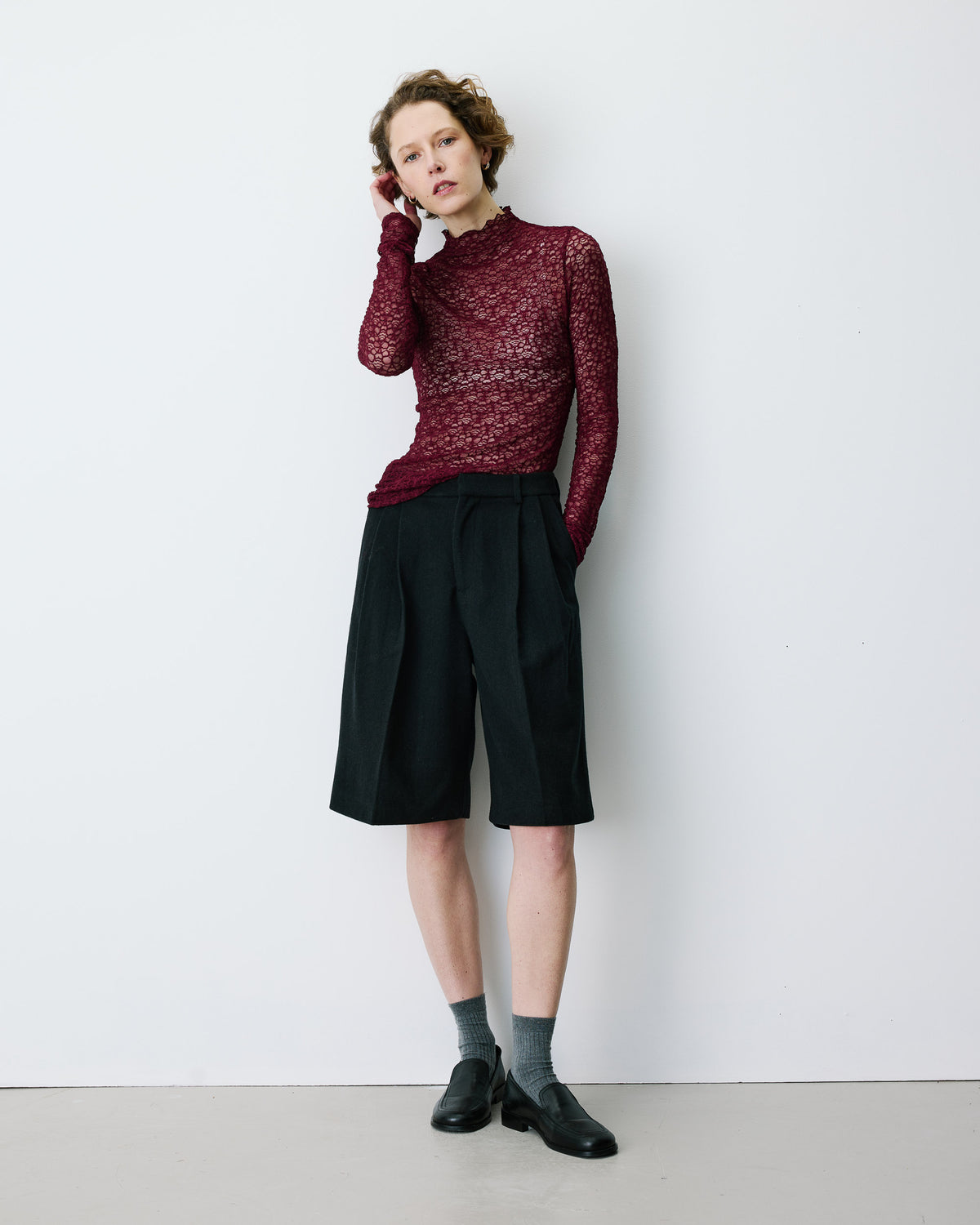 Top en dentelle ajusté manches longues cherry Blake