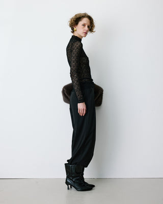 Top en dentelle ajusté manches longues noir Blake