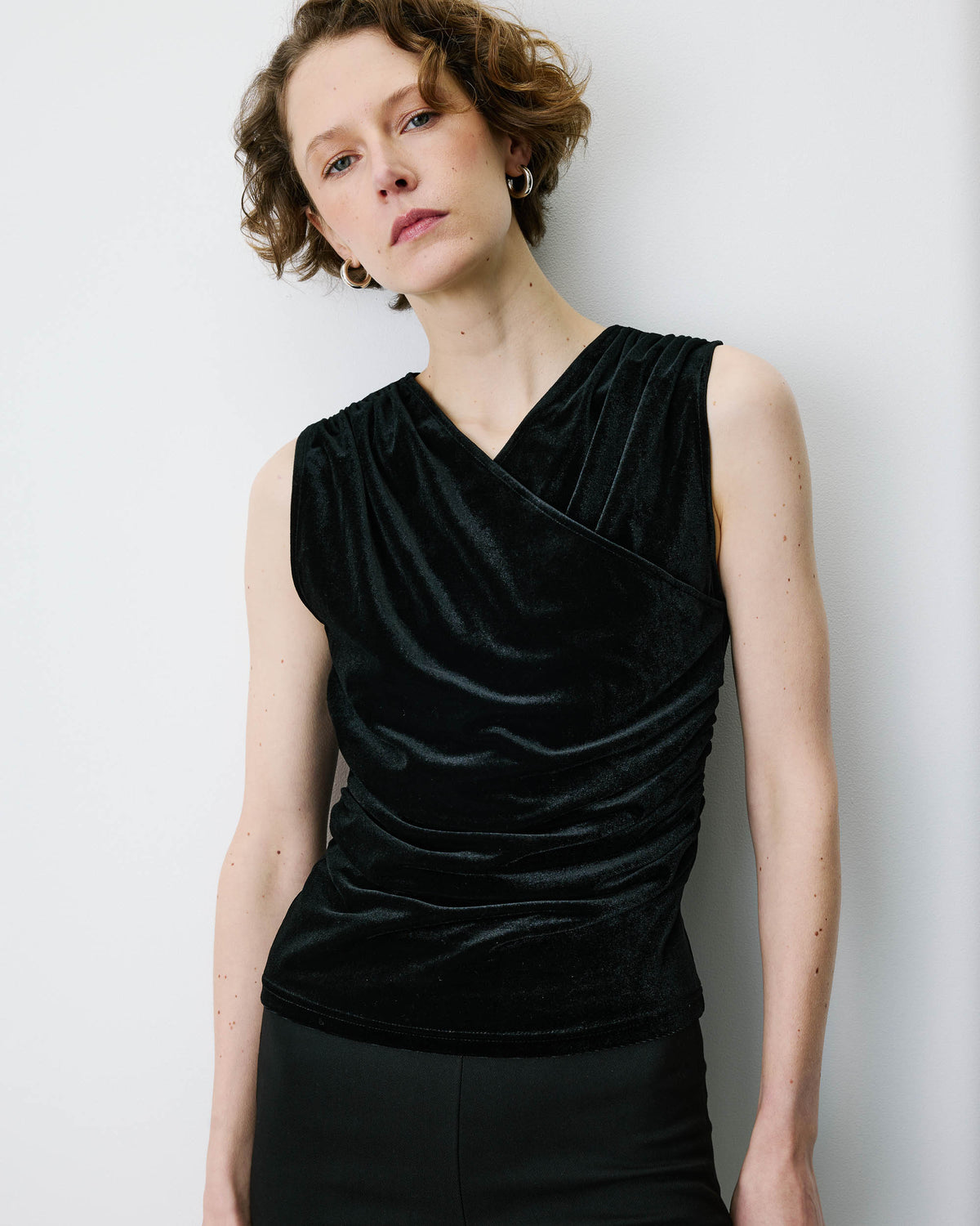 V-neck wrap velvet top noir Blitz