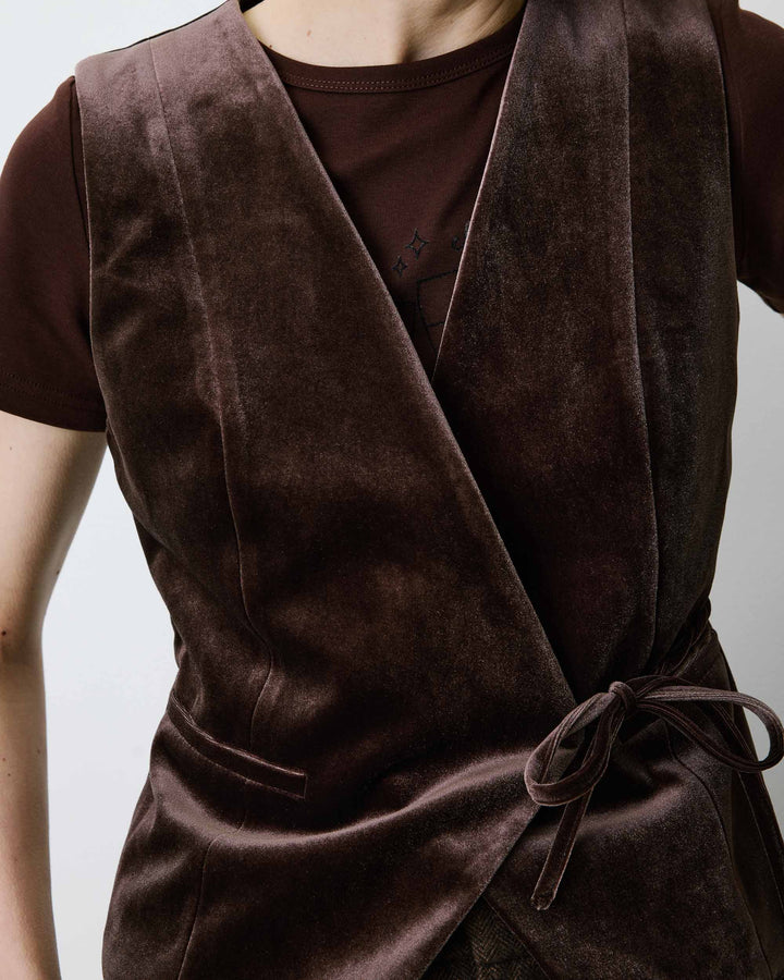 Tie-front velvet waistcoat chocolat Benny