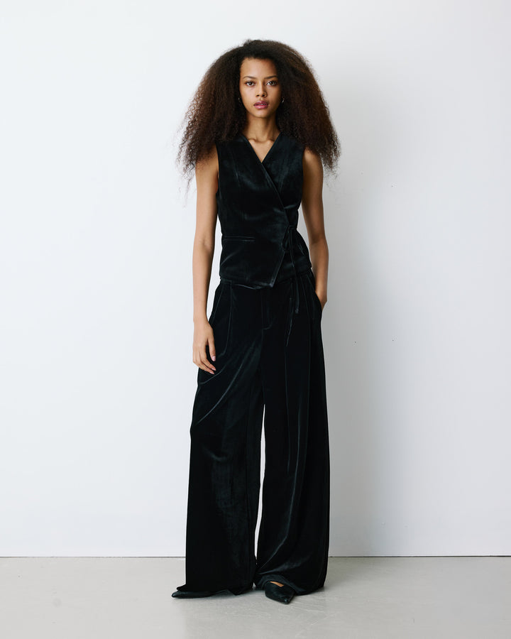 Tie-front velvet waistcoat noir Benny