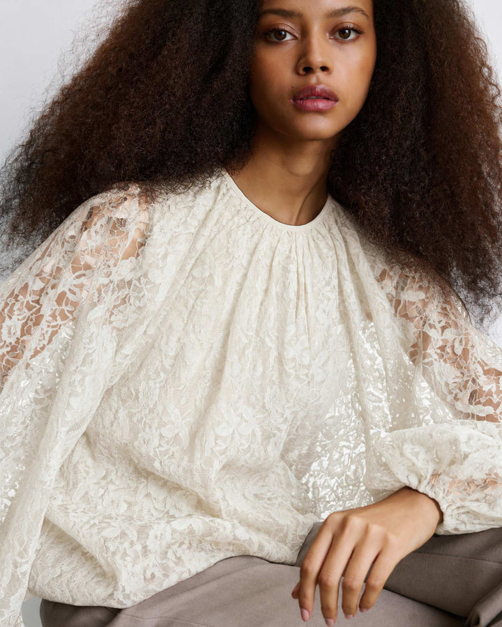 Lace puff-sleeve blouse ecru Beth