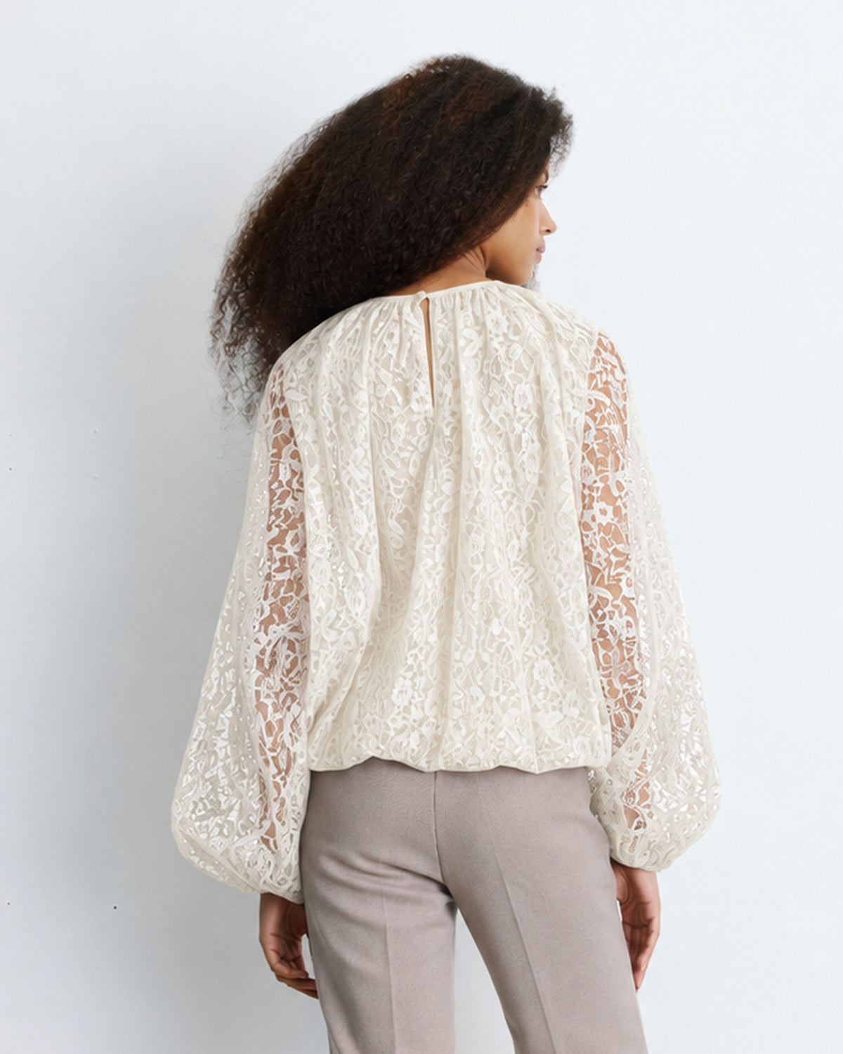 Lace puff-sleeve blouse ecru Beth