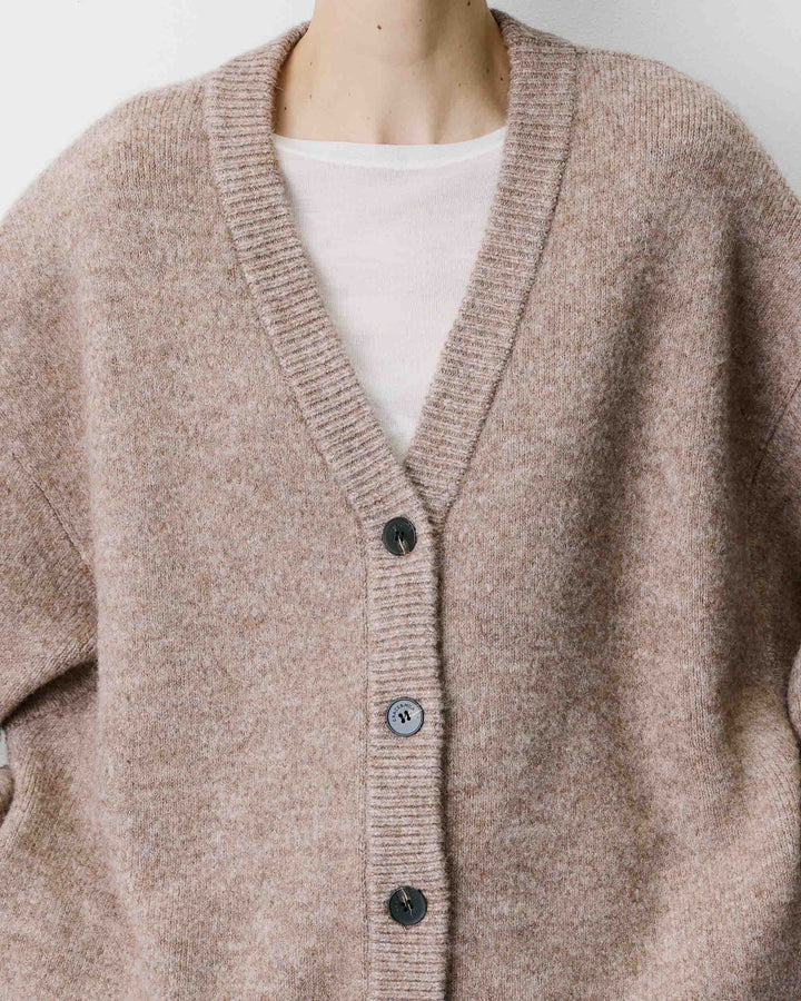 Oversized knitted V-neck cardigan mocha Bloom