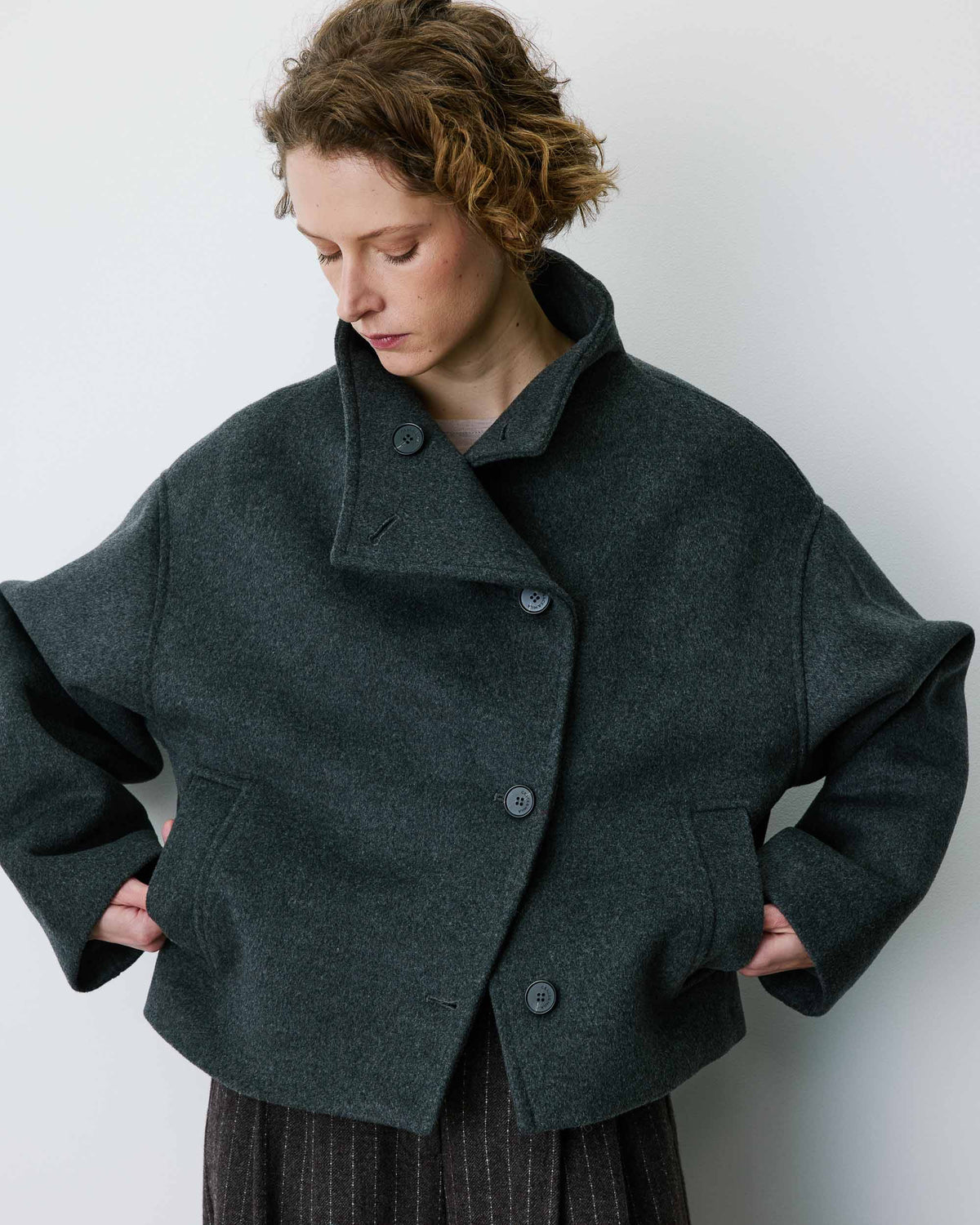 Wool-blend short coat with high collar anthracite Blanca