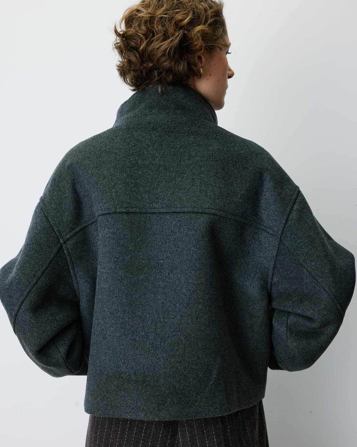 Wool-blend short coat with high collar anthracite Blanca