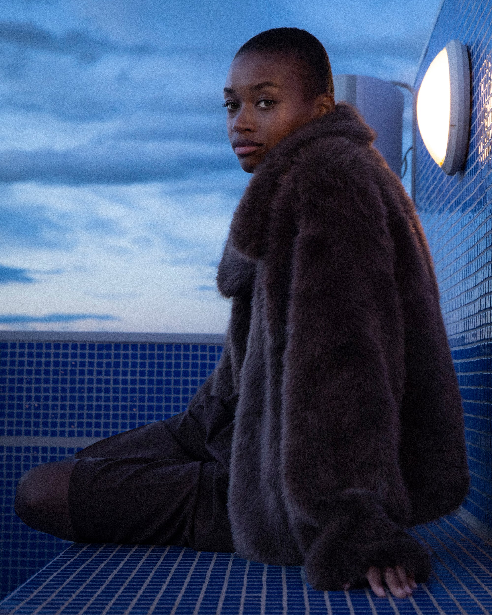 【新品タグ付き】TieMe grace fur collar wool coat Short Faux Fur Coat – Grace & Mila